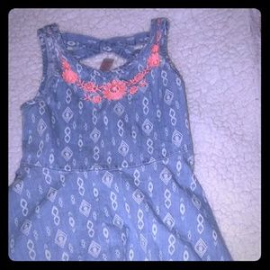 Girls dress